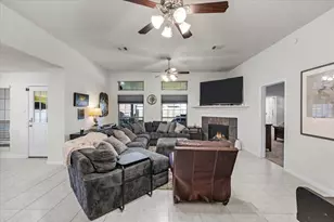 2910 Apache St, League City, TX 77573 - Photo 11