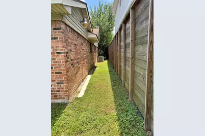 4511 Chapman Street, Houston, TX 77009 - Photo 23