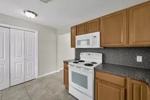 163 S Bend Ct, Willis, TX 77378 - Photo 13