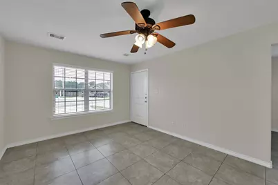 163 S Bend Court #A, Willis, TX 77378 - Photo 7