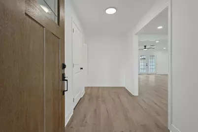 5443 Willowbend Boulevard, Houston, TX 77096 - Photo 7