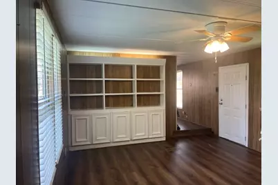 13122 S Lee Shore Drive, Willis, TX 77318 - Photo 5