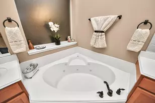 413 Willow Pointe Dr, League City, TX 77573 - Photo 23