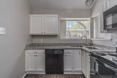 5612 Countryaire Street, League City, TX 77573 - Photo 9