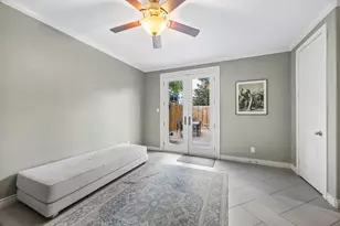 539 W 25th St, Houston, TX 77008 - Photo 11