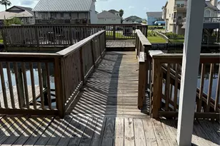 1075 Redfish St, Bayou Vista, TX 77563 - Photo 13