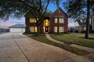 1802 Cheyenne River Cir, Sugar Land, TX 77478 - Photo 1