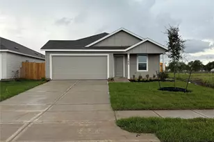 1306 Wharton Lks Blvd, Wharton, TX 77488 - Photo 1