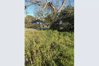 1826 Dewalt Street, Houston, TX 77088 - Photo 9