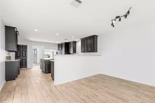 1610 Cleveland Dr, Deer Park, TX 77536 - Photo 11