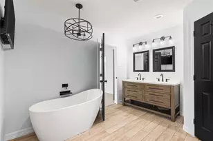 1610 Cleveland Dr, Deer Park, TX 77536 - Photo 29