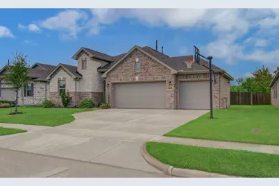 4603 Bay Vista Drive, Baytown, TX 77523 - Photo 3