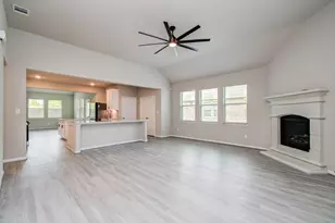 4603 Bay Vista Dr, Baytown, TX 77523 - Photo 9