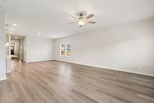 18495 Lndg Mdws Ln, New Caney, TX 77357 - Photo 5