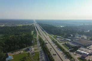 18495 Lndg Mdws Ln, New Caney, TX 77357 - Photo 3