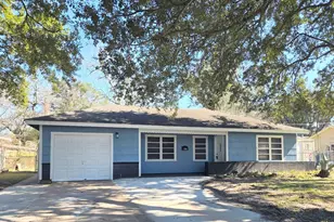 1103 W Camp Cir, La Marque, TX 77568 - Photo 9