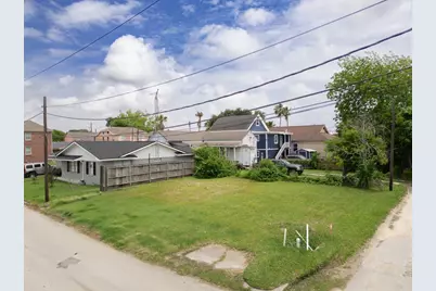 1510 40th Street, Galveston, TX 77550 - Photo 3