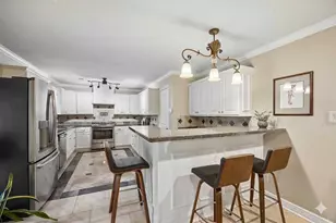 6023 Beaudry Dr, Houston, TX 77035 - Photo 5