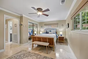 6023 Beaudry Dr, Houston, TX 77035 - Photo 11