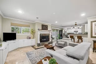 6023 Beaudry Dr, Houston, TX 77035 - Photo 7