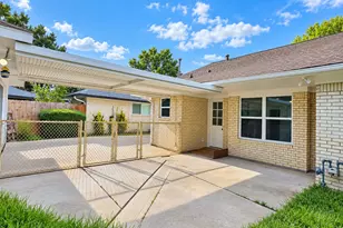 5527 Wigton Dr, Houston, TX 77096 - Photo 49