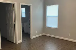 517 Atchison St, Sealy, TX 77474 - Photo 5