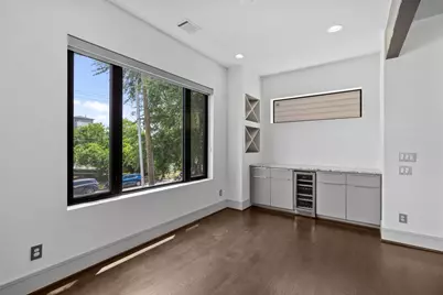2518 Pease Street, Houston, TX 77003 - Photo 9