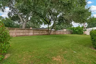 10811 McClearen Dr, Houston, TX 77096 - Photo 5