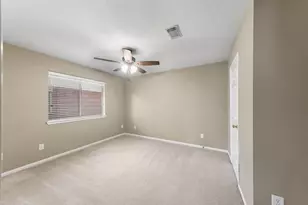 26903 Castlecliff Ln, Kingwood, TX 77339 - Photo 19