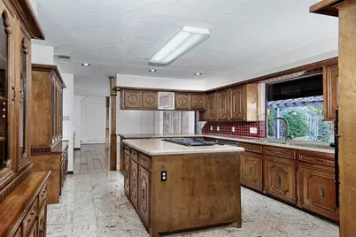 319 S Rivershire Drive, Conroe, TX 77304 - Photo 11