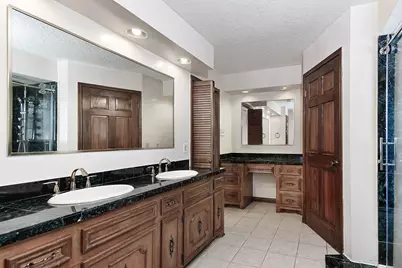 319 S Rivershire Drive, Conroe, TX 77304 - Photo 25