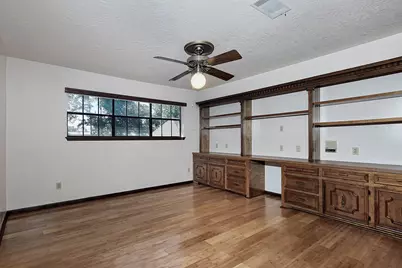319 S Rivershire Drive, Conroe, TX 77304 - Photo 21