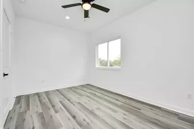 9315 Ashville Drive #A B, Houston, TX 77051 - Photo 15