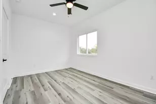 9315 Ashville Dr, Houston, TX 77051 - Photo 15