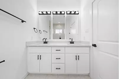 9315 Ashville Drive #A B, Houston, TX 77051 - Photo 11