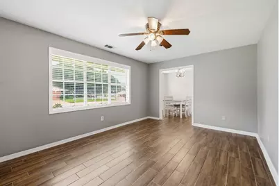 3501 Tanglewood Drive, Bryan, TX 77802 - Photo 9
