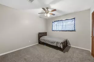 3501 Tanglewood Dr, Bryan, TX 77802 - Photo 17