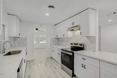 4843 Bricker Street, Houston, TX 77033 - Photo 11