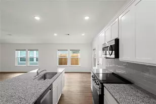 506 Oak Chase Ave, Dayton, TX 77535 - Photo 1