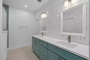 1301 Hawthorne St, Baytown, TX 77520 - Photo 13