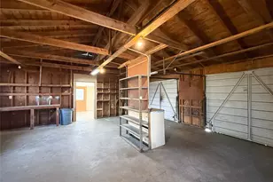 503 S Texana St, Hallettsville, TX 77964 - Photo 33