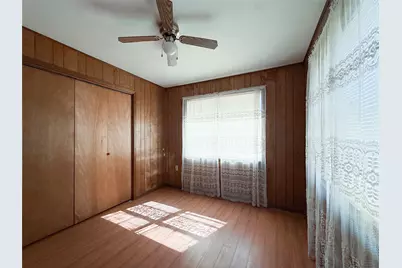 503 S Texana Street, Hallettsville, TX 77964 - Photo 19