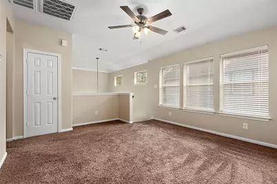 19 E Twinvale Loop, Conroe, TX 77384 - Photo 13