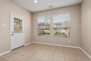 19 E Twinvale Loop, Conroe, TX 77384 - Photo 11