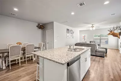 210 Bellewood Manor Drive, Magnolia, TX 77354 - Photo 11