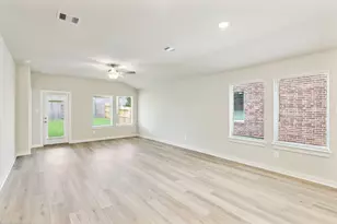 1526 Waggoner Rnch Ct, Conroe, TX 77301 - Photo 3