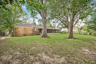 5119 Beechnut St, Houston, TX 77096 - Photo 11