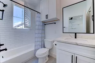 10910 Fire Creek Dr, Houston, TX 77043 - Photo 29