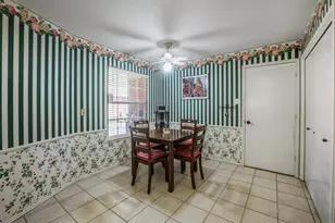 822 W Country Meadows Ln, Pearland, TX 77584 - Photo 19