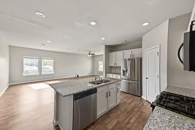 6042 Dulcina Court, Conroe, TX 77304 - Photo 13
